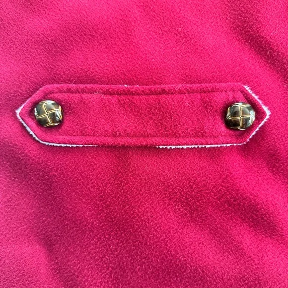 Livelovebark Gentleman’s Red Dog Coat - Picture 3 of 4